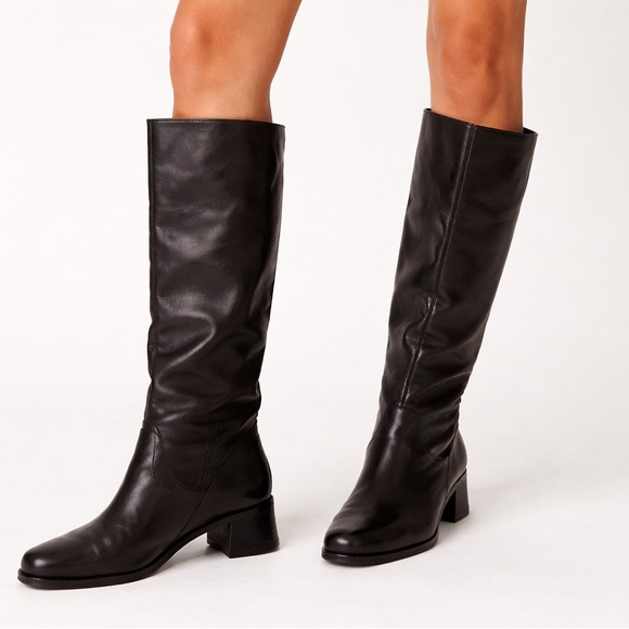 Markon Shoes - Marcon Shelly Black Leather Boots Vintage Women’s Size 9W